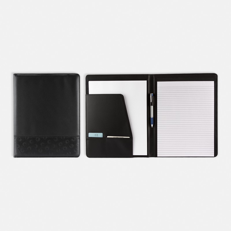 https://multimedias3-cloudsync-synology.s3.us-west-2.amazonaws.com/thumbnail_modelos/M-80800.jpg