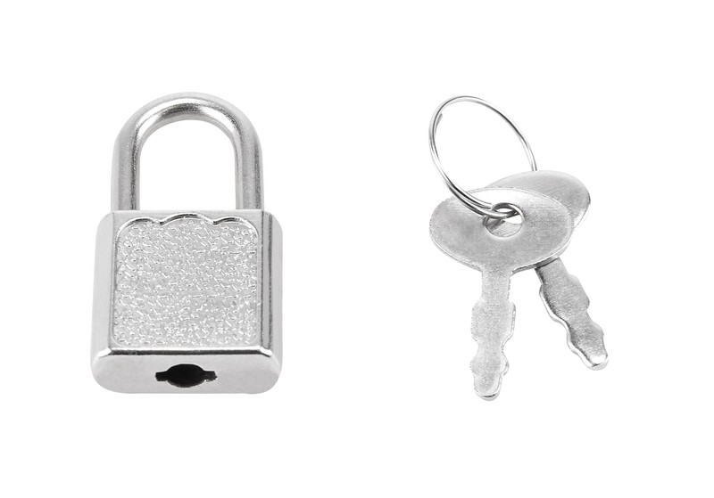 https://multimedias3-cloudsync-synology.s3.us-west-2.amazonaws.com/thumbnail_variantes/CEL-043-G_2.jpg?v=396793762