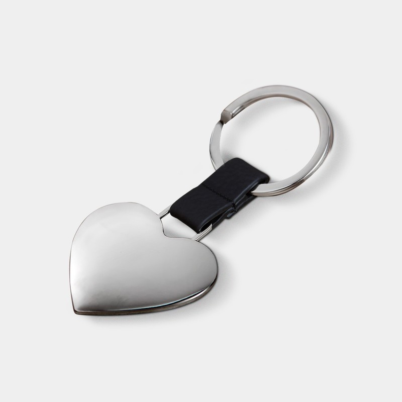 https://multimedias3-cloudsync-synology.s3.us-west-2.amazonaws.com/thumbnail_modelos/M-2075.jpg?v=208104699