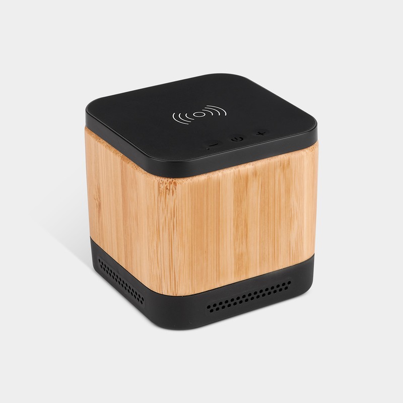 https://multimedias3-cloudsync-synology.s3.us-west-2.amazonaws.com/thumbnail_modelos/Z-1190.jpg?v=208578699